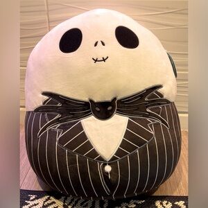 NWT… 20” Nightmare Before Christmas Jack Skellington Squishmallow 🎃🎄